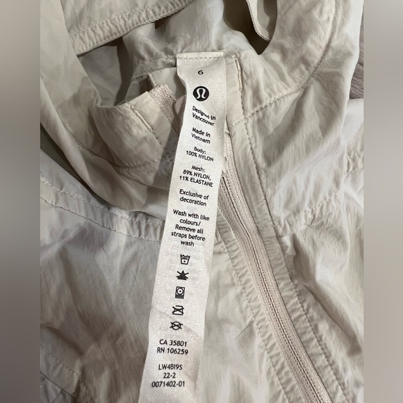 Lululemon✨🥰 - Picture 2 of 4